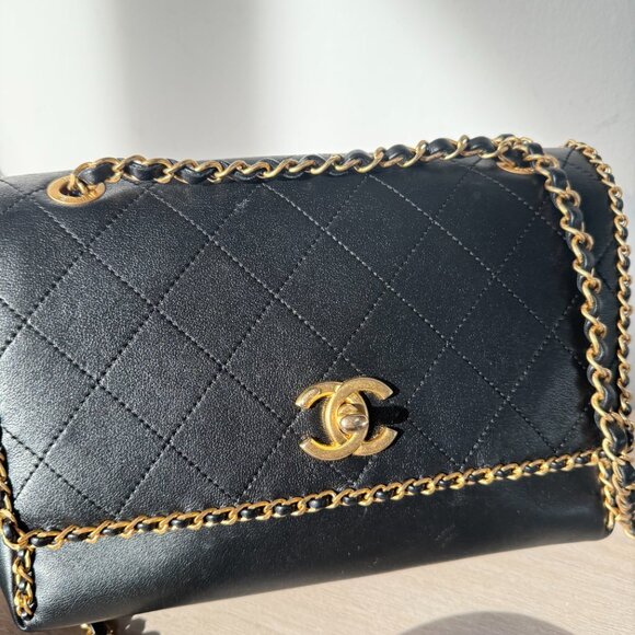 NWT CHANEL Small Flap Bag Black Leather Diamond Quilted Gold-tone Chain Strap - Picture 5 of 15